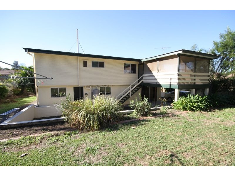 60 Grout Street, Macgregor QLD 4109