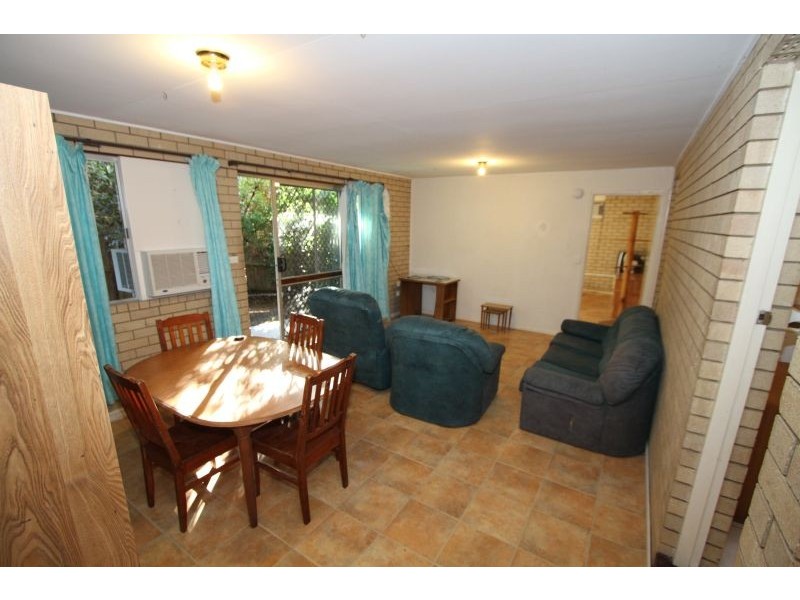 2/114 Newnham Road, Mount Gravatt East QLD 4122