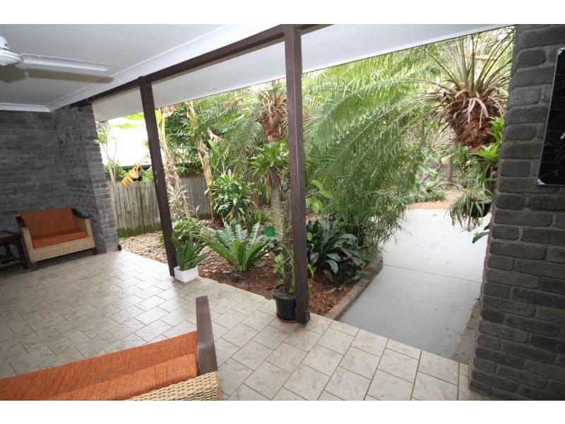 11 Holder Street, Wishart QLD 4122