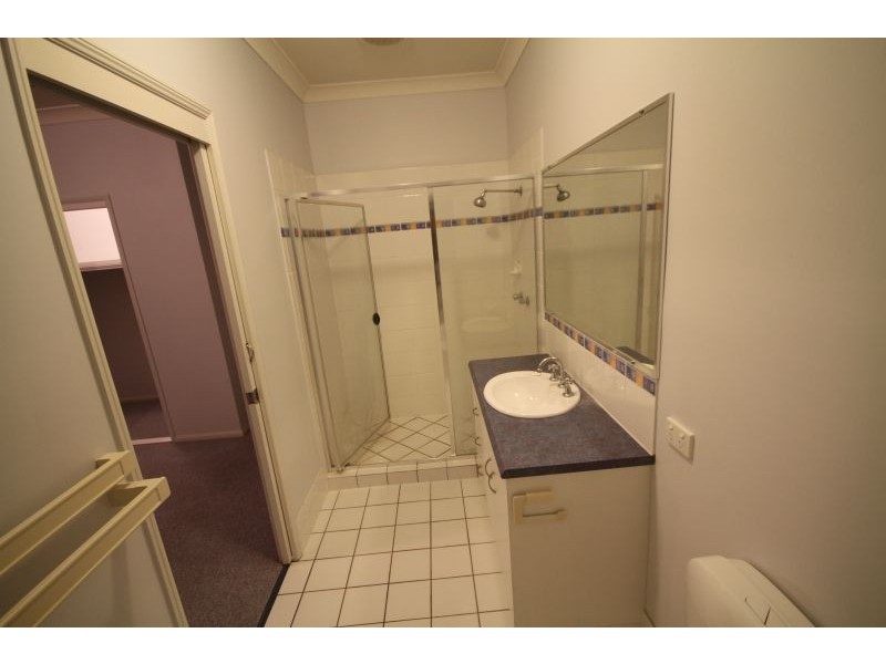 4 Brossard Court, Mansfield QLD 4122