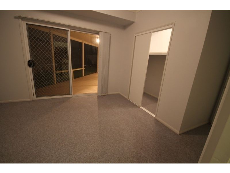 4 Brossard Court, Mansfield QLD 4122