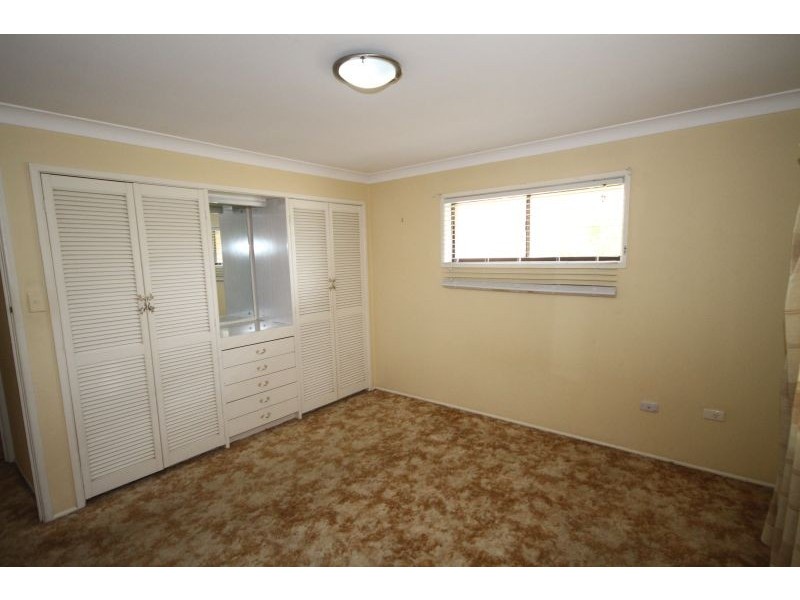 17 Remsen, Wishart QLD 4122