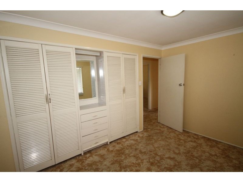 17 Remsen, Wishart QLD 4122