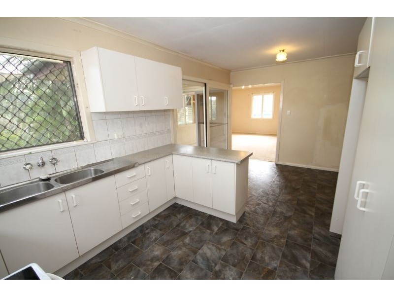 137 Mt Gravatt Capalaba Road, Upper Mount Gravatt QLD 4122