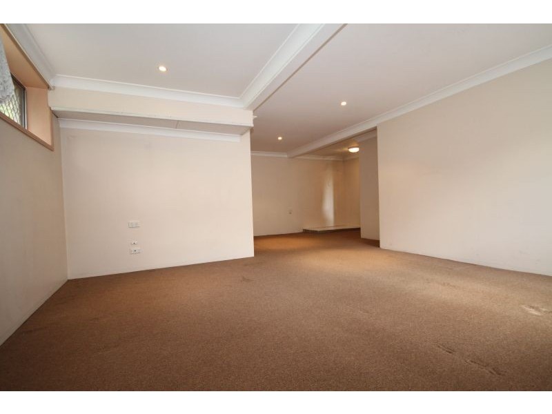 137 Mt Gravatt Capalaba Road, Upper Mount Gravatt QLD 4122