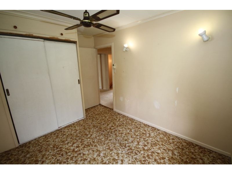 137 Mt Gravatt Capalaba Road, Upper Mount Gravatt QLD 4122