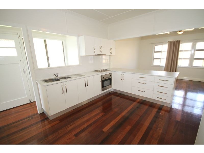 96 Stones Road, Sunnybank Hills QLD 4109