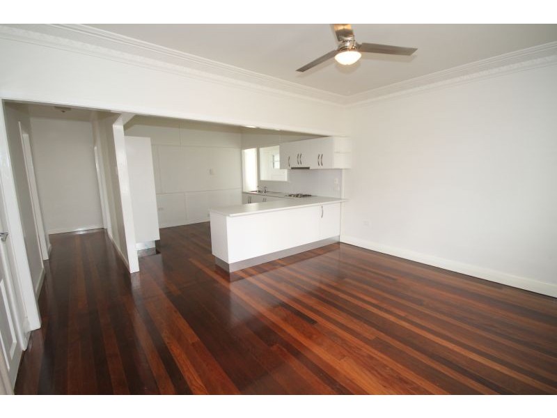 96 Stones Road, Sunnybank Hills QLD 4109