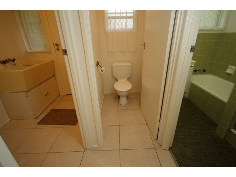 10 Malmrose Street, Wishart QLD 4122