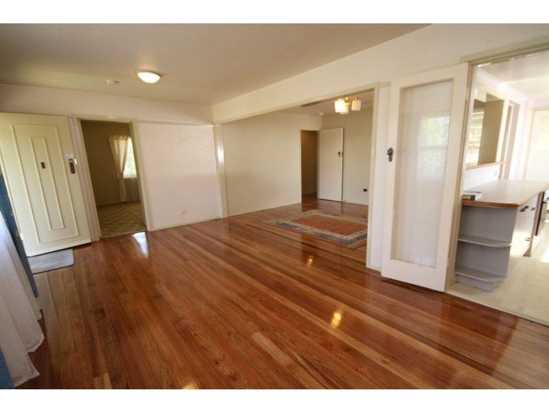 8 Lynmouth Street, Upper Mount Gravatt QLD 4122