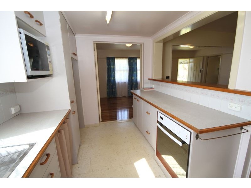 8 Lynmouth Street, Upper Mount Gravatt QLD 4122