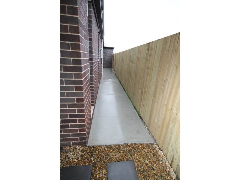 1731 Logan Road, Upper Mount Gravatt QLD 4122