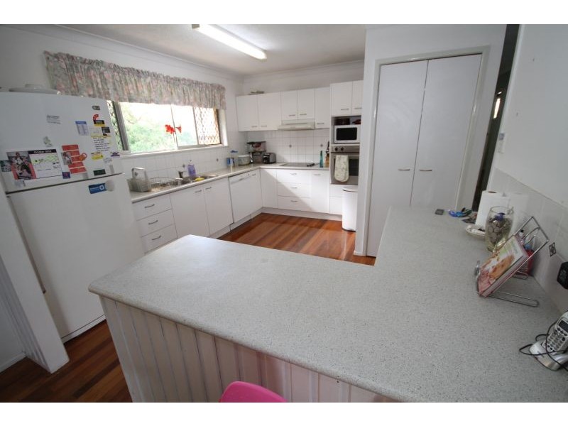 91  Morialta Street, Mansfield QLD 4122