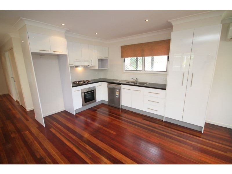 3 Patella Sreet, Mansfield QLD 4122