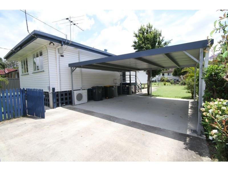 3 Patella Sreet, Mansfield QLD 4122