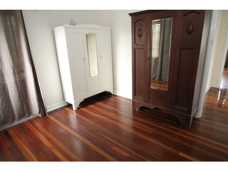 31   TROUBRIDGE  STREET, Mount Gravatt East QLD 4122