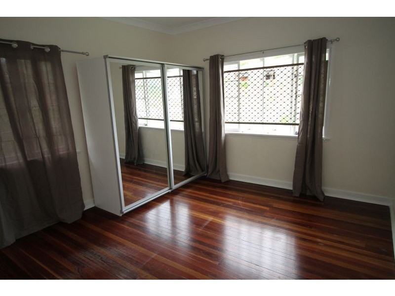 31   TROUBRIDGE  STREET, Mount Gravatt East QLD 4122