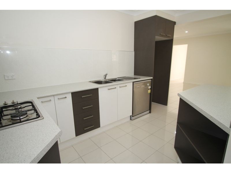 16a Glen Nevis Street, Mansfield QLD 4122