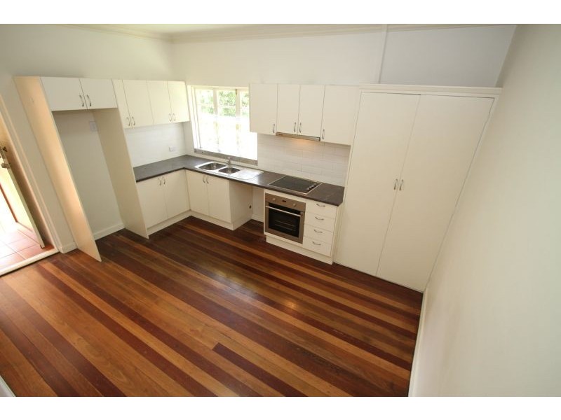 57 Brooks Street, Camp Hill QLD 4152