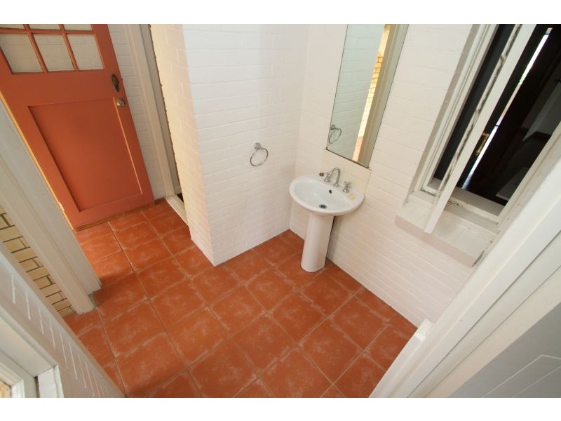 57 Brooks Street, Camp Hill QLD 4152