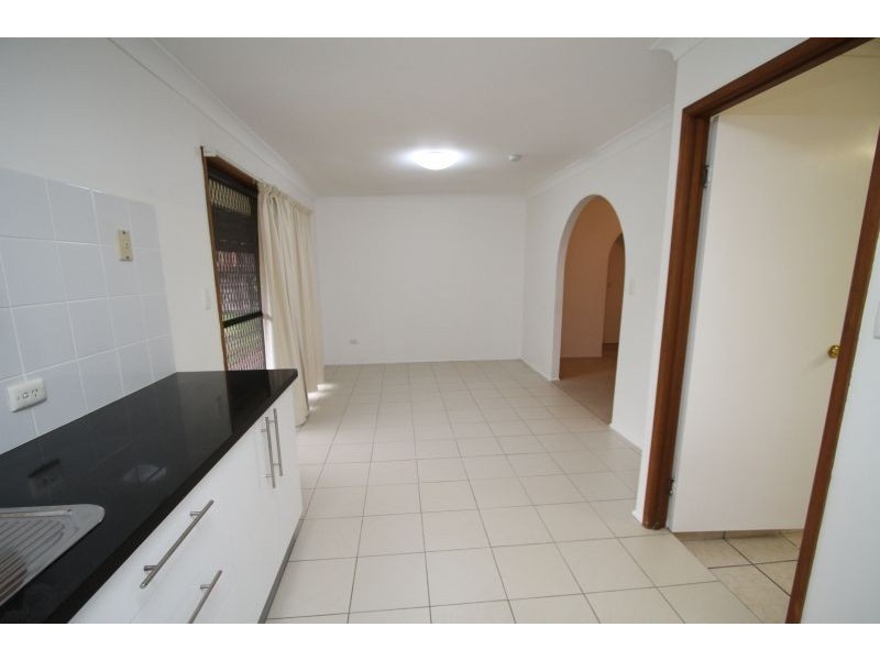 15 Banika   Street, Mansfield QLD 4122