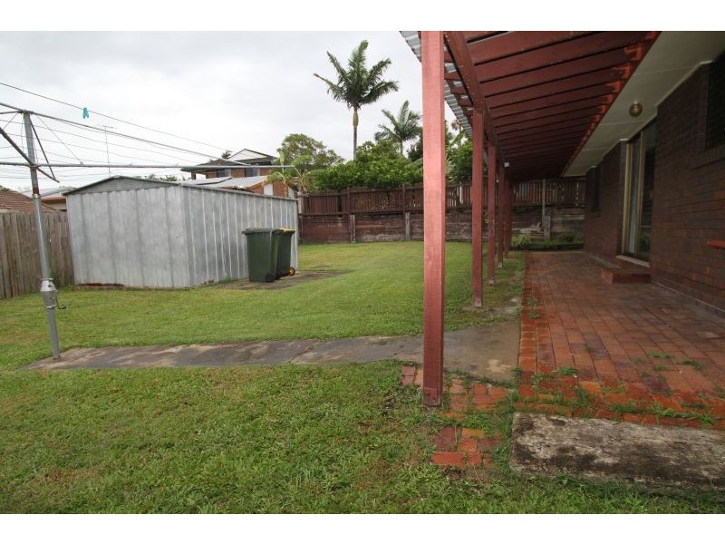 15 Banika   Street, Mansfield QLD 4122