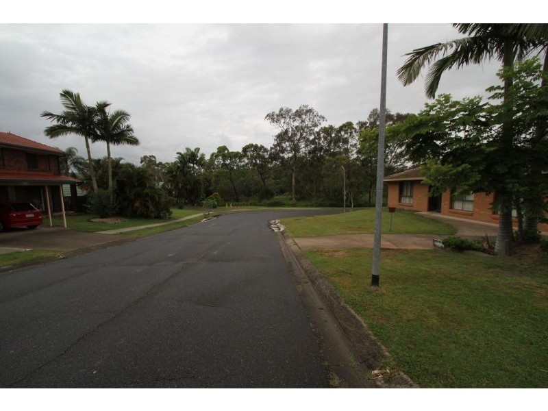 15 Banika   Street, Mansfield QLD 4122