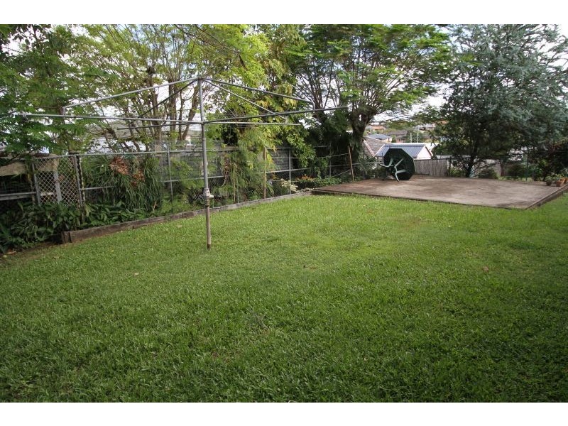 61 Mingera Street, Mansfield QLD 4122