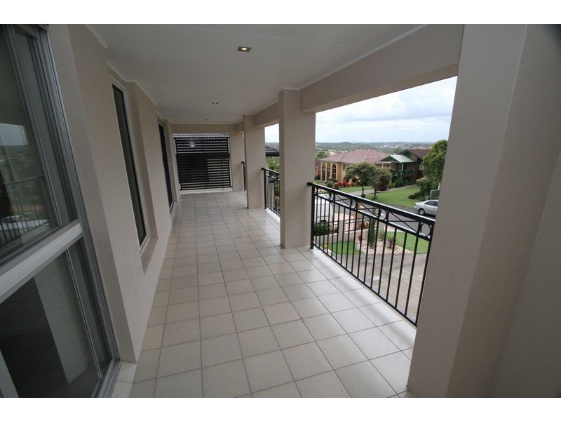 16B Glen Nevis Road, Mansfield QLD 4122