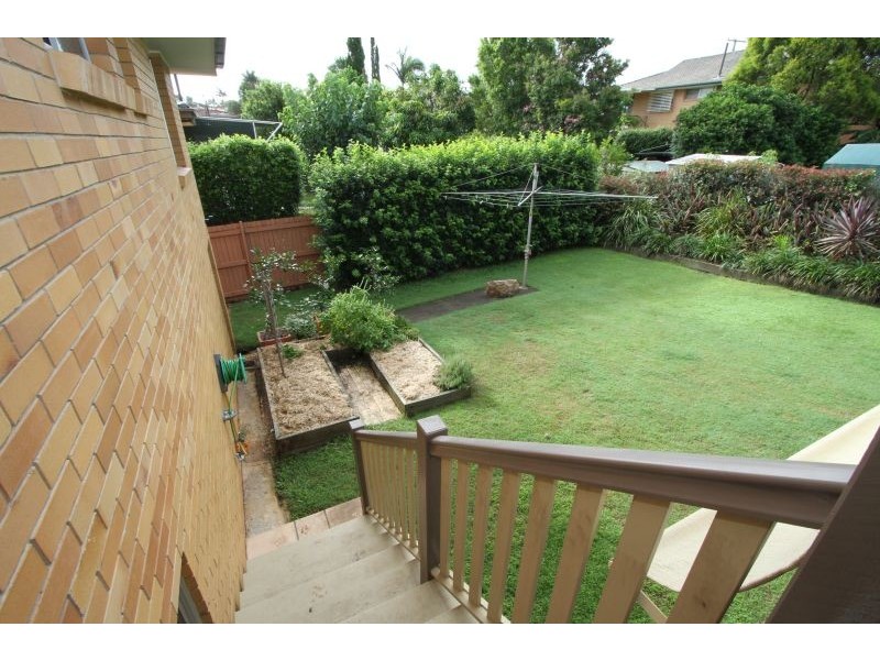 34 Novello Street, Mansfield QLD 4122