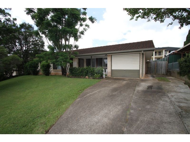 16 Fanfare Street, Eight Mile Plains QLD 4113