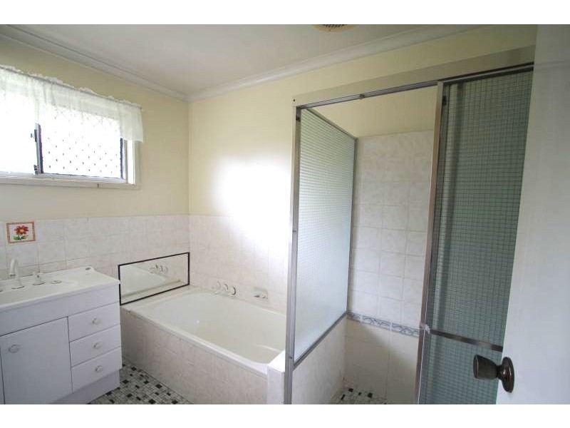 16 Fanfare Street, Eight Mile Plains QLD 4113