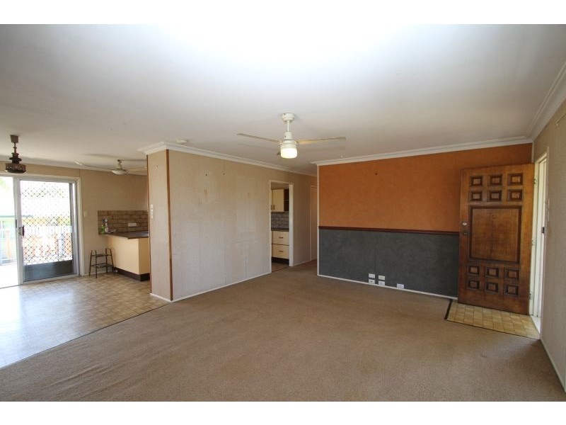 9 Miandetta  Street, Mansfield QLD 4122