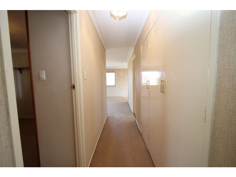 9 Miandetta  Street, Mansfield QLD 4122