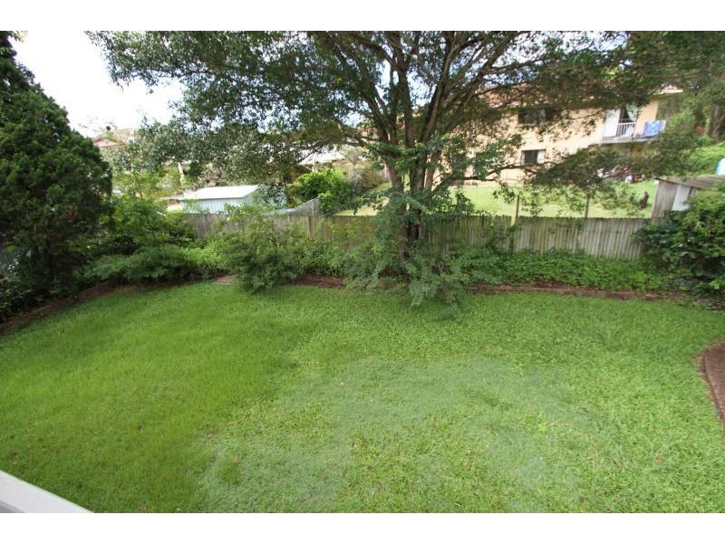 383 Broadwater Road, Mansfield QLD 4122