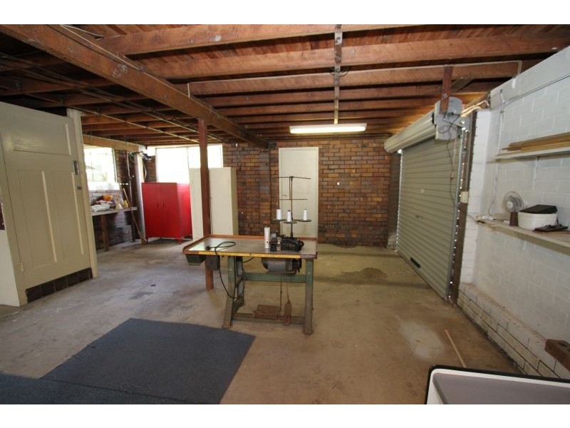 383 Broadwater Road, Mansfield QLD 4122