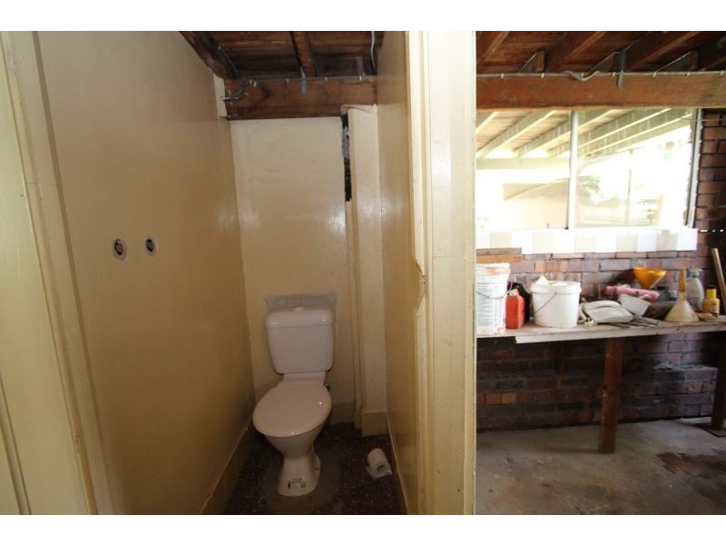 383 Broadwater Road, Mansfield QLD 4122