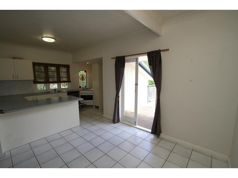 31 Cradock Street, Holland Park QLD 4121