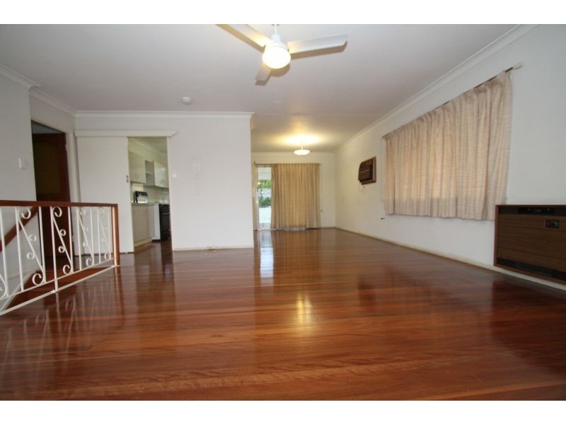 30 Novello  Street, Mansfield QLD 4122