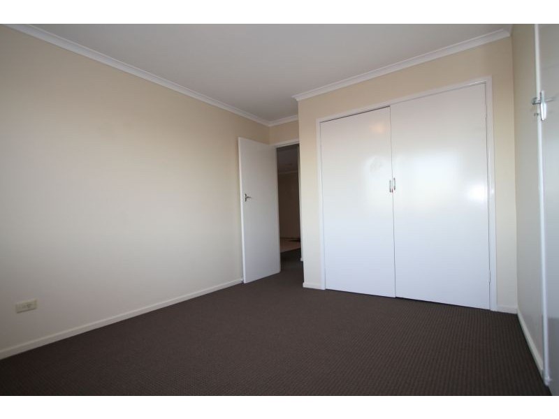 2 / 14  Tora, Macgregor QLD 4109