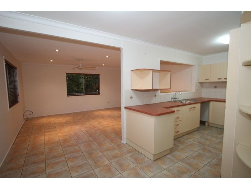 6  Gonzales  Street, Macgregor QLD 4109