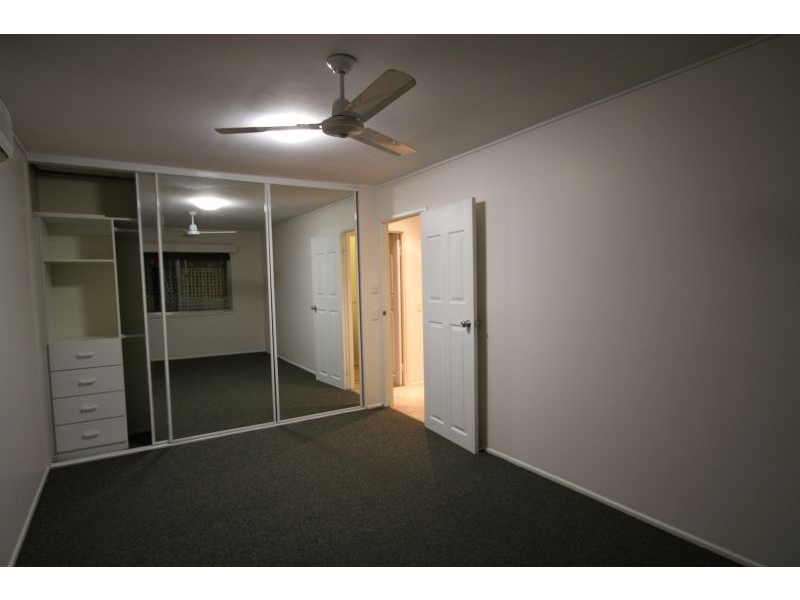 6  Gonzales  Street, Macgregor QLD 4109