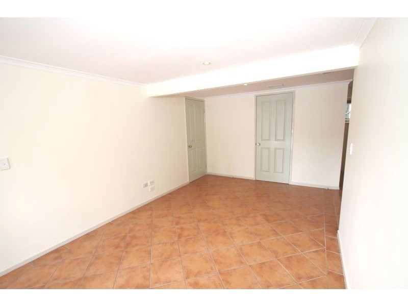 72A  Garie  Street, Wishart QLD 4122