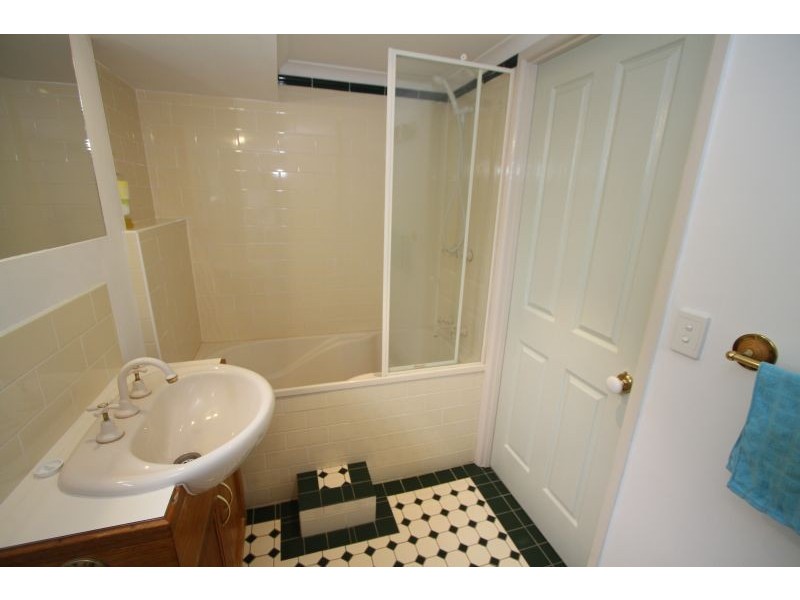 72A  Garie  Street, Wishart QLD 4122