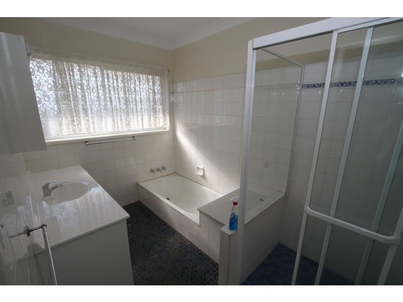 404 Newnham Road, Upper Mount Gravatt QLD 4122