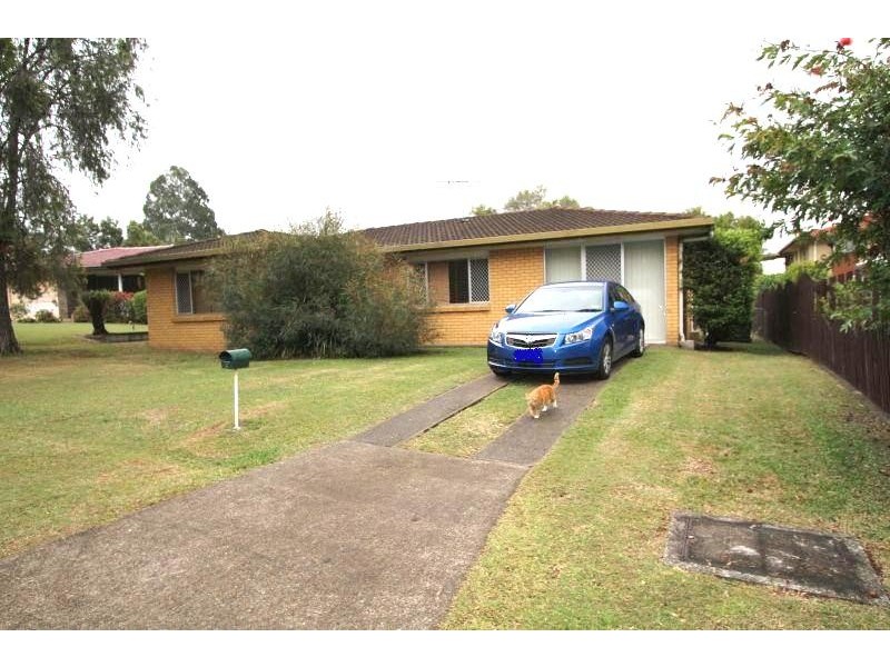 3 PRIVET   PLACE, Mansfield QLD 4122