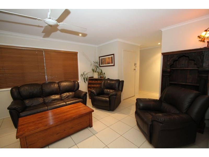 3 PRIVET   PLACE, Mansfield QLD 4122