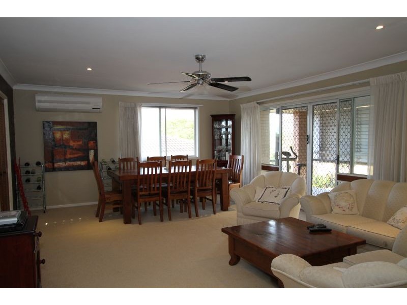 12  Irandi Street, Mansfield QLD 4122