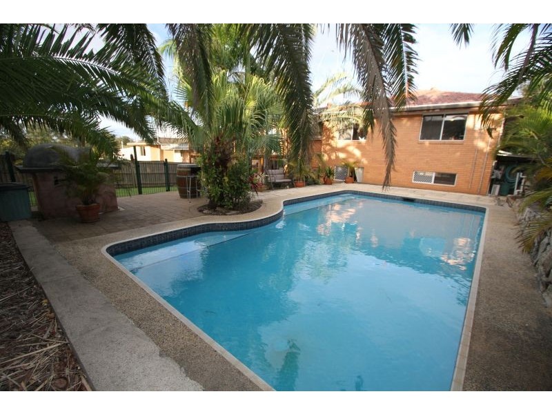 12  Irandi Street, Mansfield QLD 4122