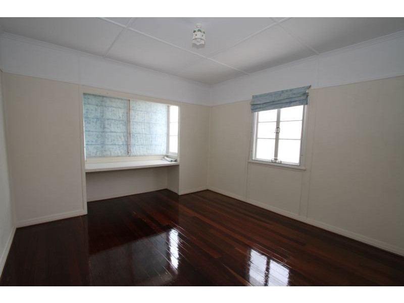 17 Dykes  Street, Mount Gravatt East QLD 4122